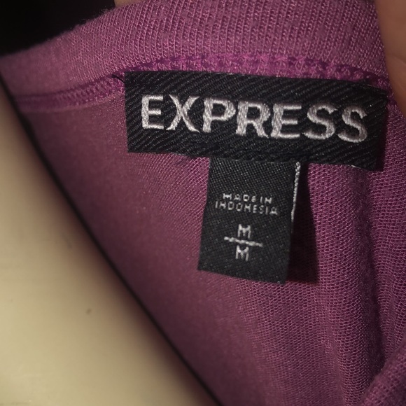 Cute Express Top - medium - Picture 5 of 5